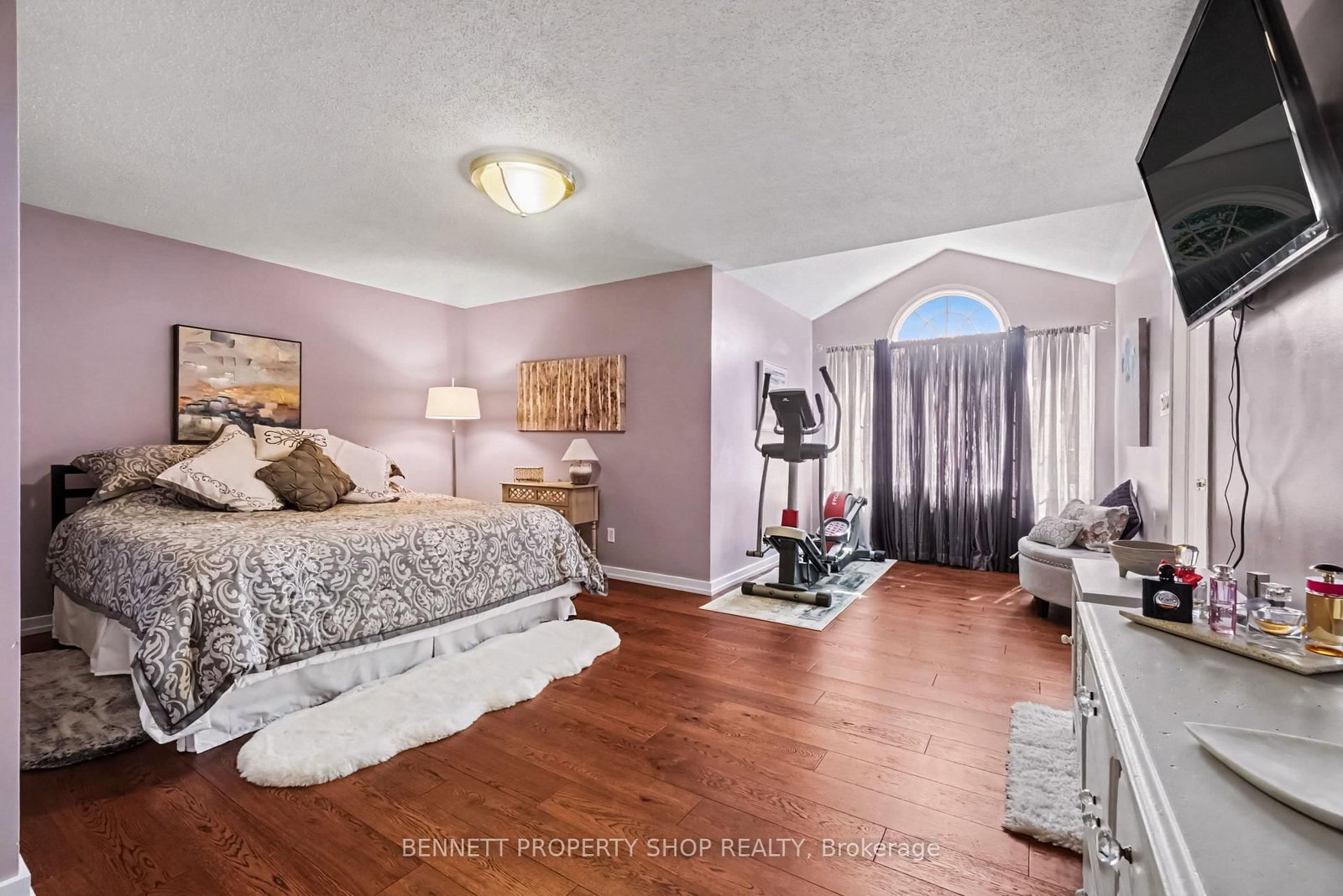 21 Summerwind Crescent • Nepean, ON photo 12