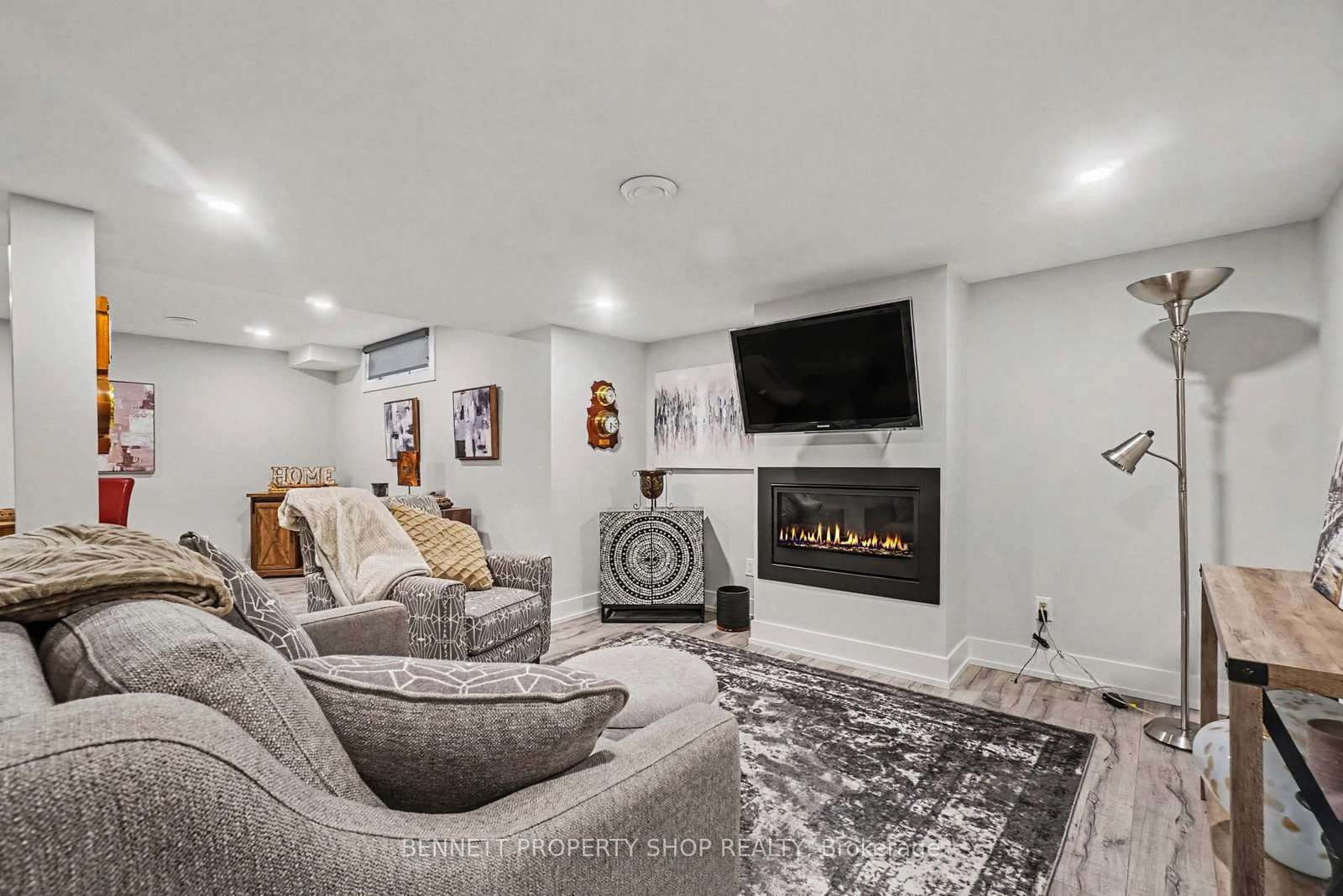 21 Summerwind Crescent • Nepean, ON photo 21