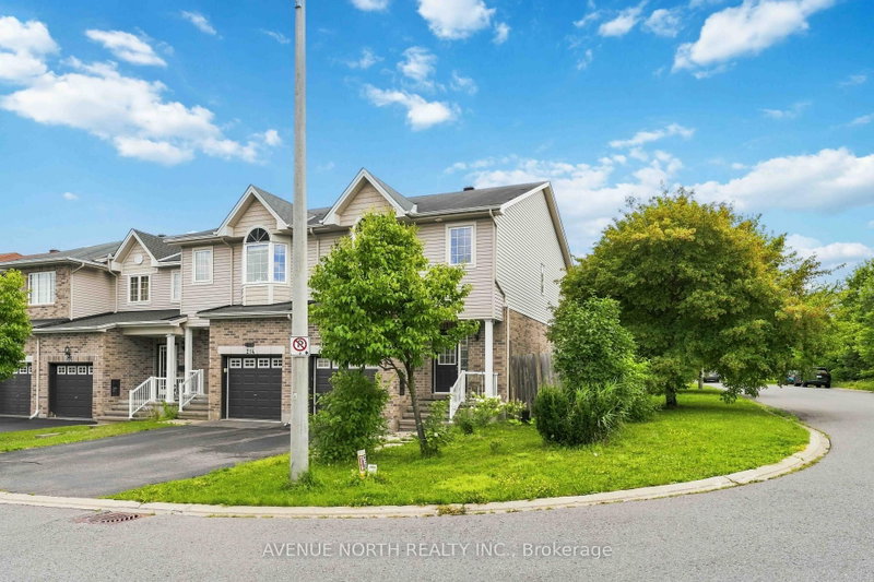 216 Cityview Crescent