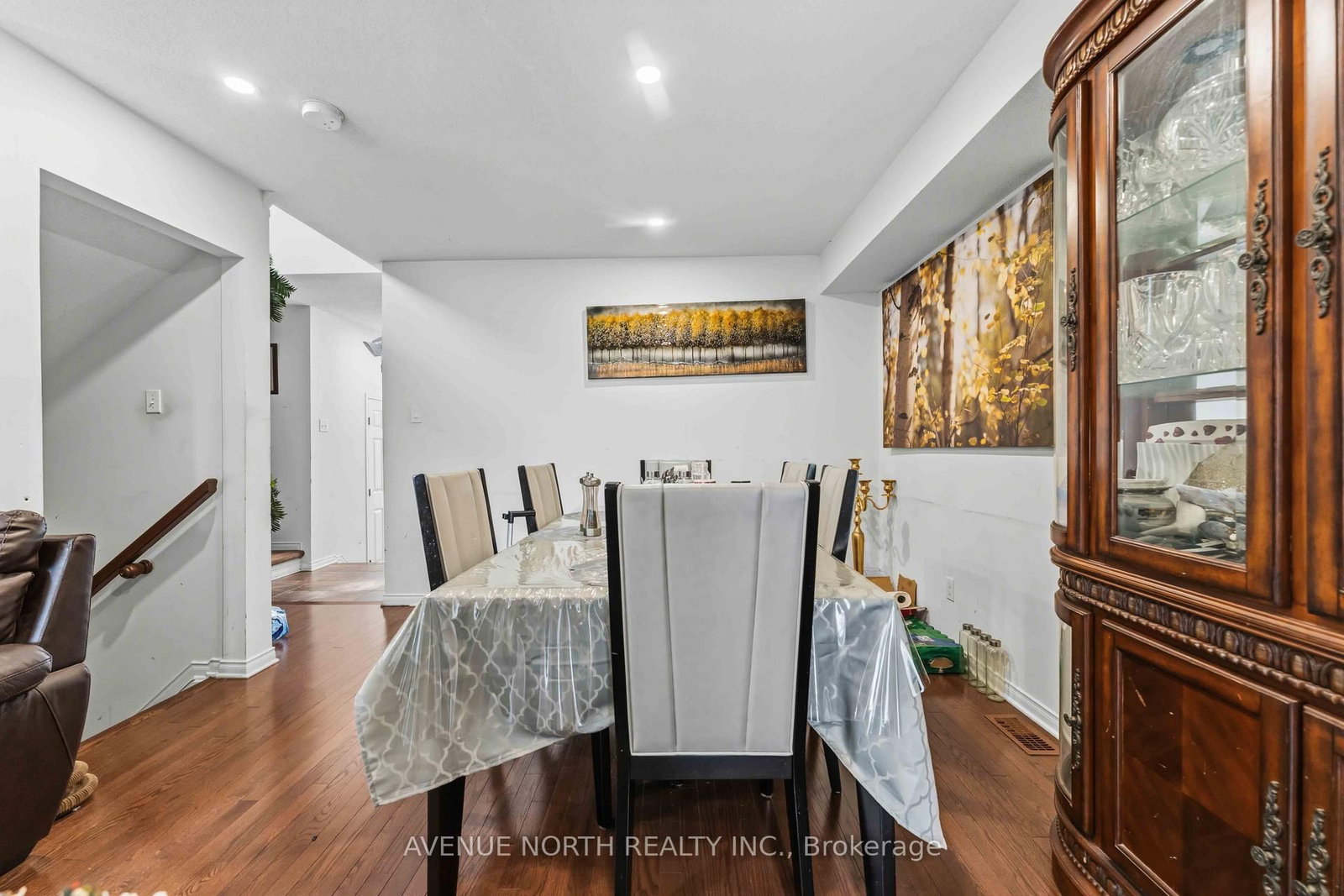 216 Cityview Crescent • Ottawa, ON photo 12