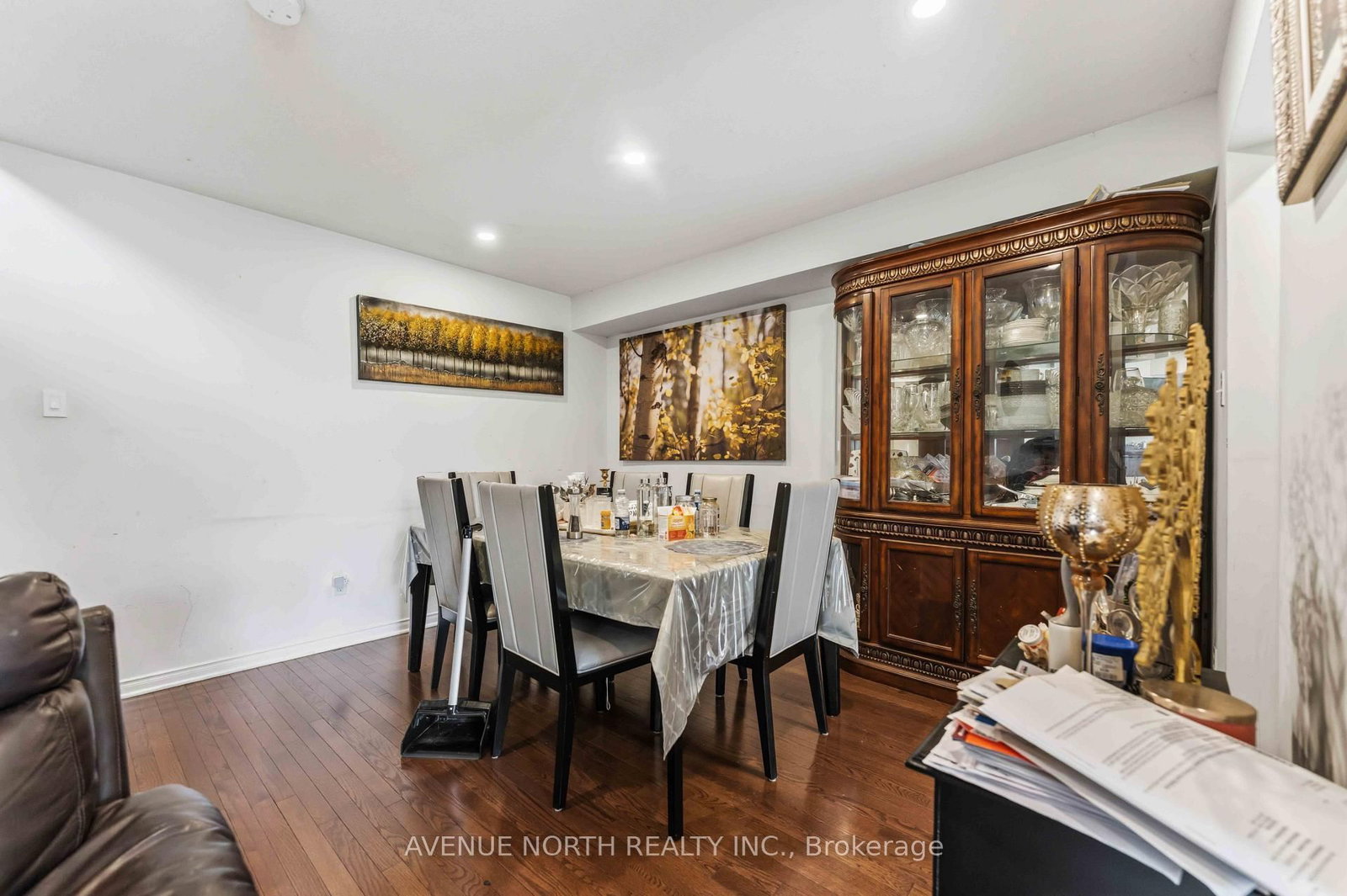 216 Cityview Crescent • Ottawa, ON photo 9