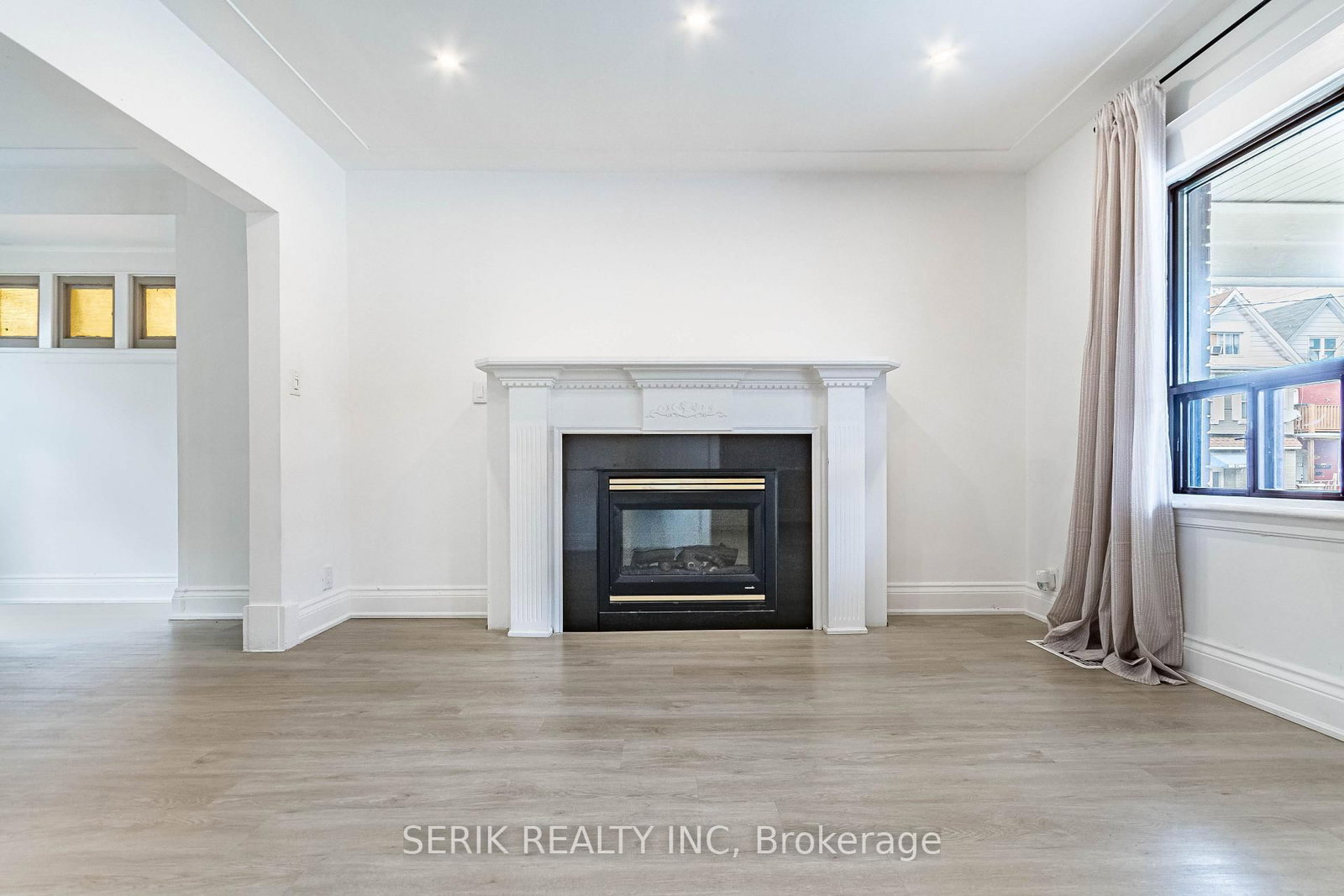 35 Chestnut Avenue • Hamilton, ON photo 13