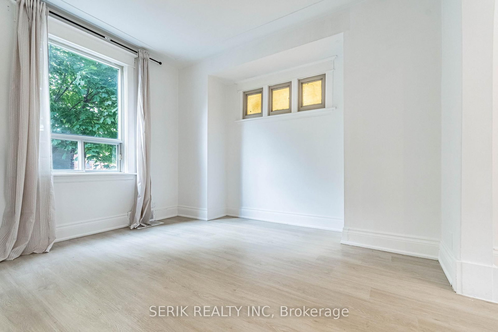 35 Chestnut Avenue • Hamilton, ON photo 14