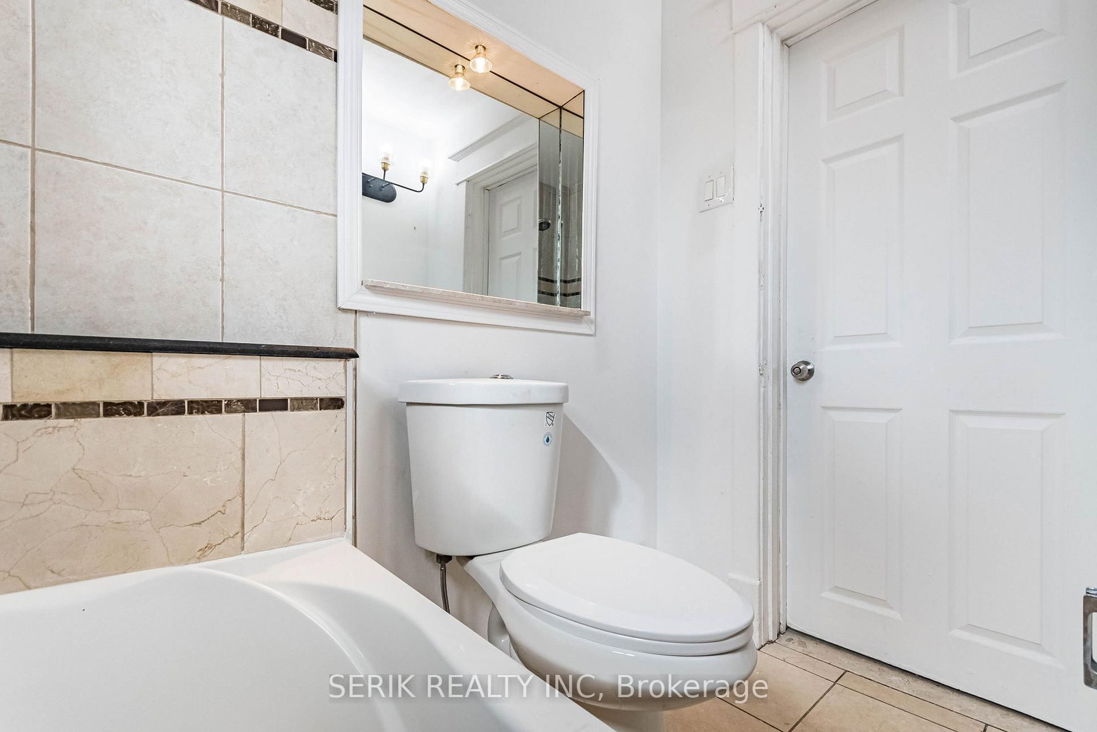 35 Chestnut Avenue • Hamilton, ON photo 33