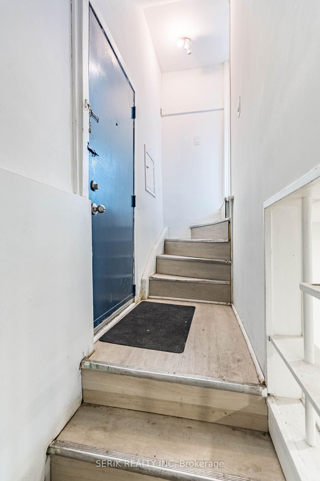 35 Chestnut Avenue • Hamilton, ON photo 39