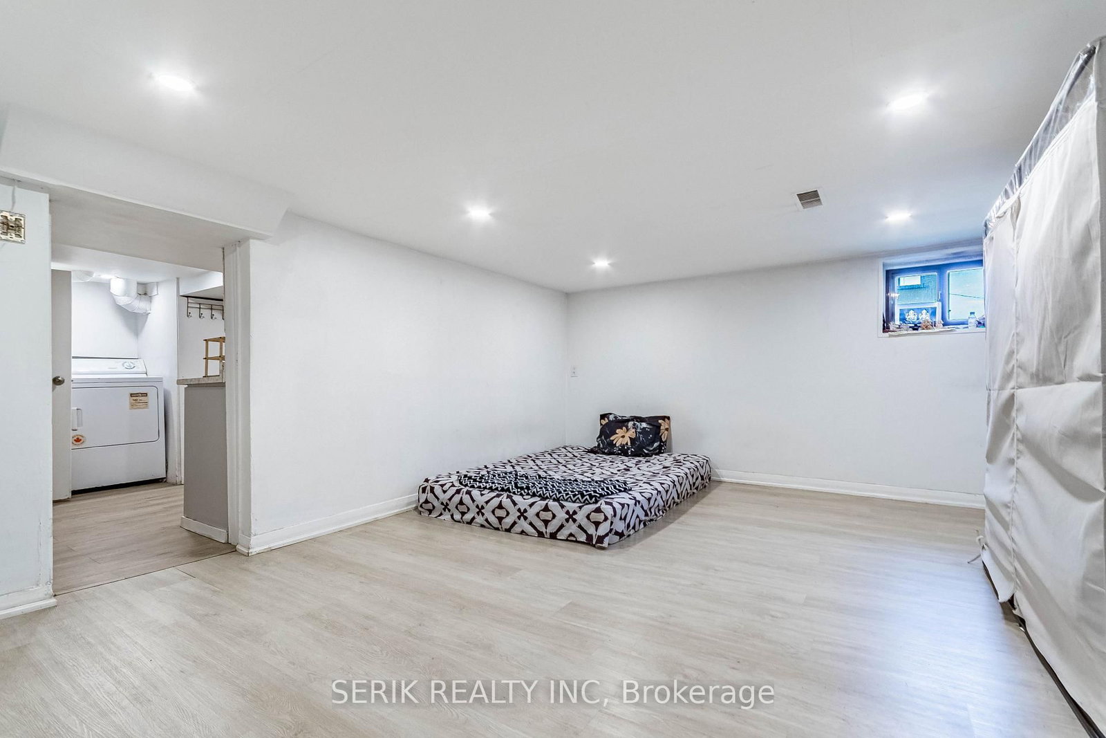 35 Chestnut Avenue • Hamilton, ON photo 40
