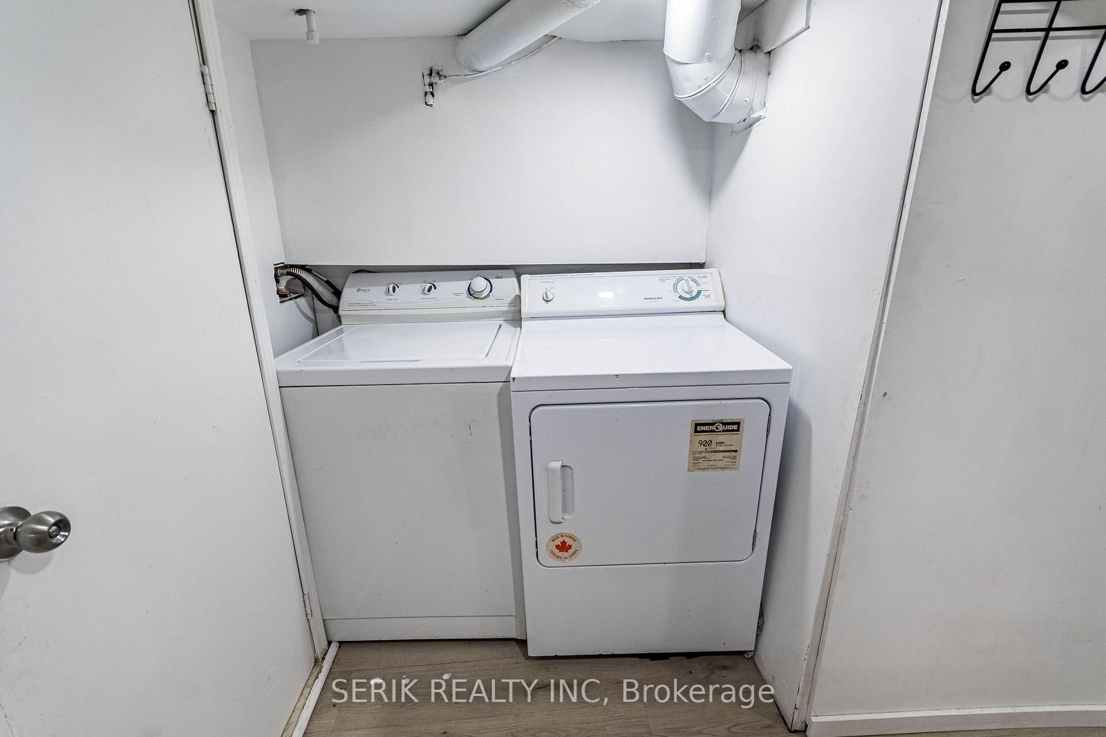 35 Chestnut Avenue • Hamilton, ON photo 44