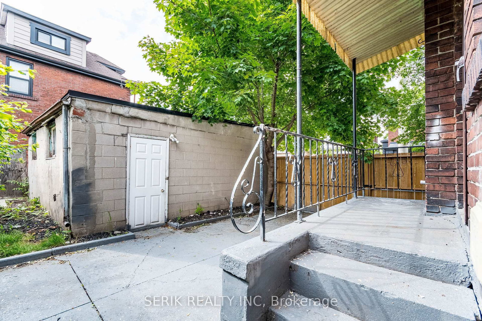35 Chestnut Avenue • Hamilton, ON photo 47