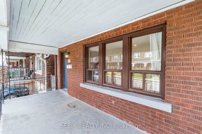 35 Chestnut Avenue • Hamilton, ON photo 5