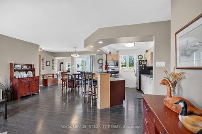 2913 Danbury Way • North Gower, ON photo 9