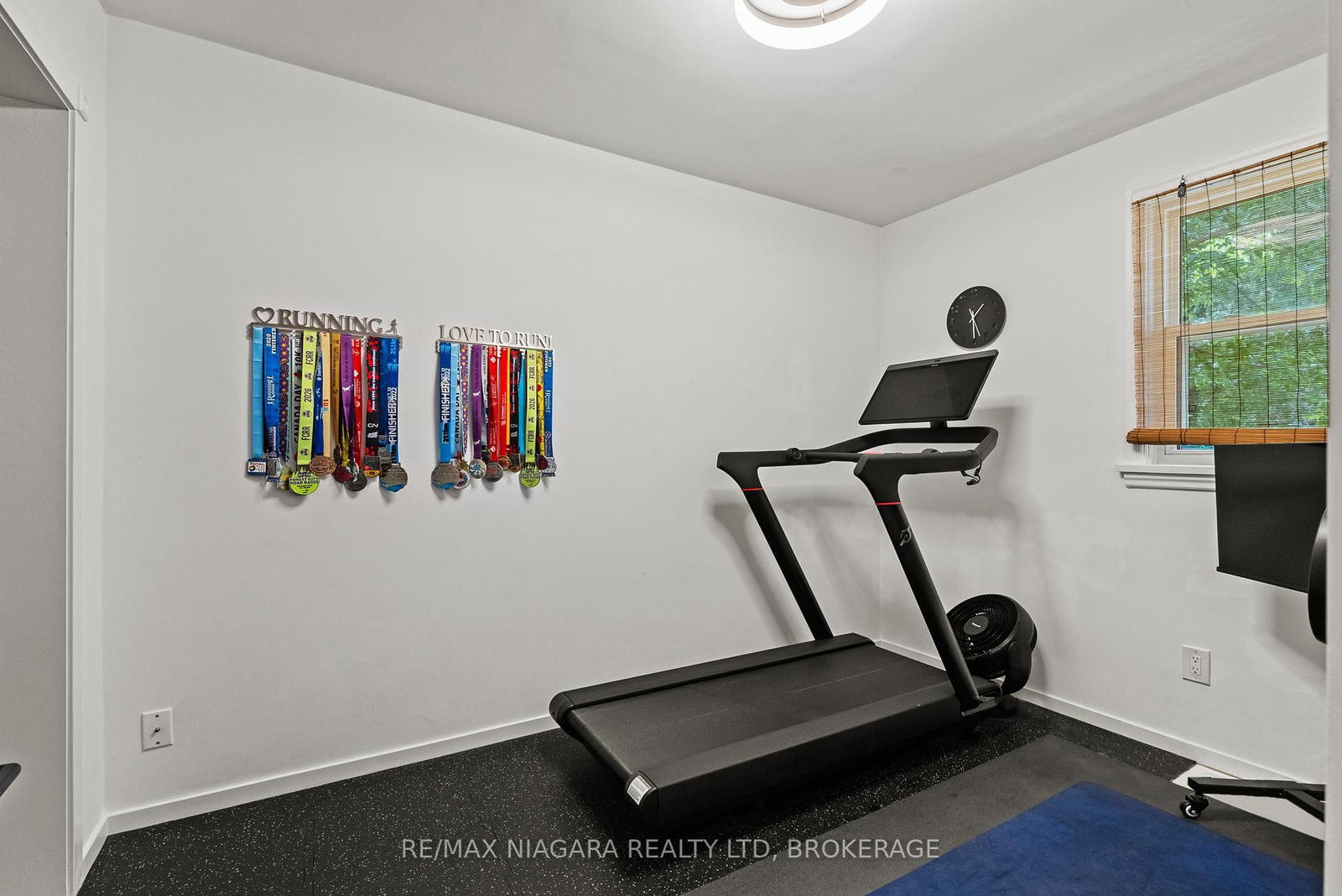 83 Devon Road • St. Catharines, ON photo 25