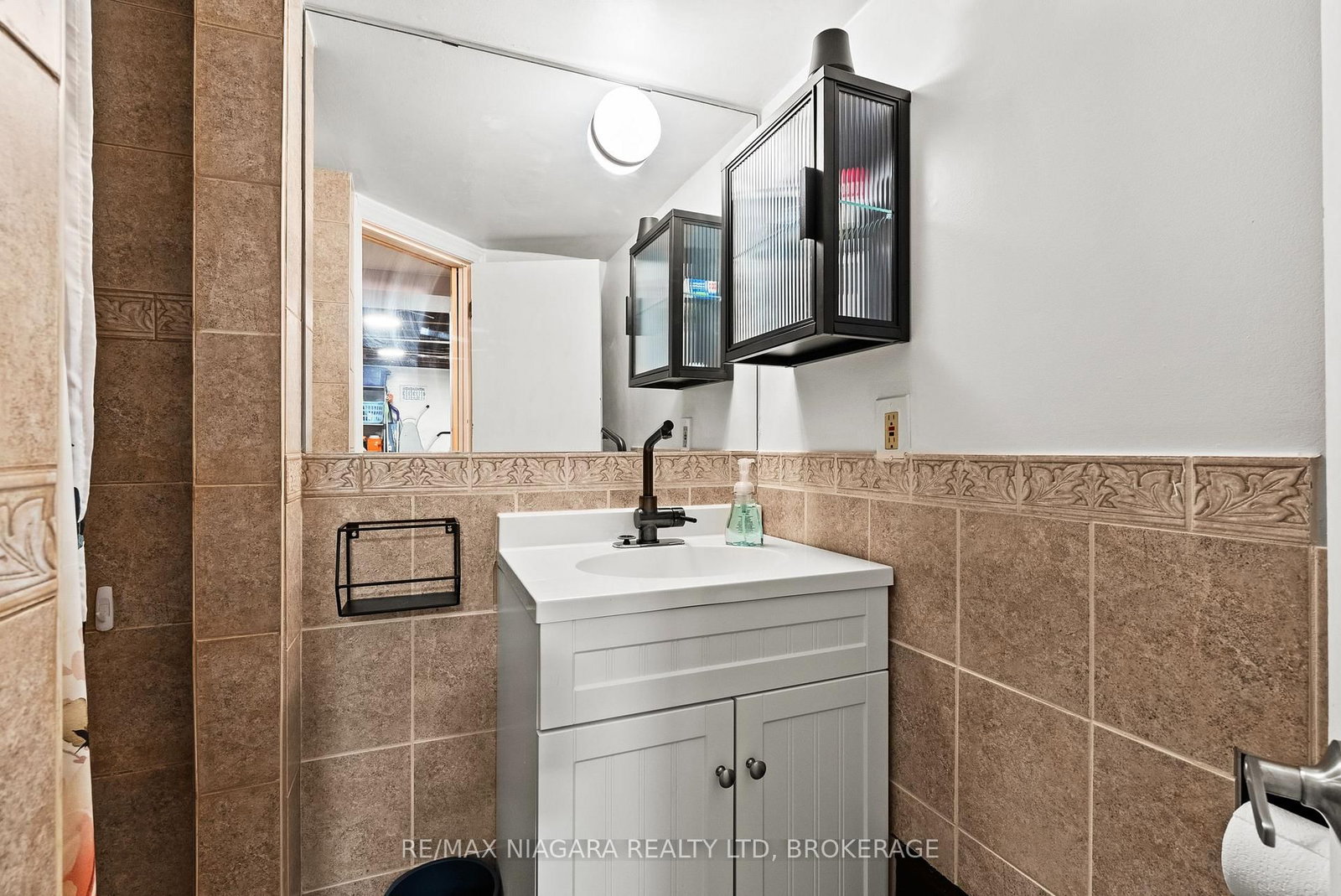 83 Devon Road • St. Catharines, ON photo 38