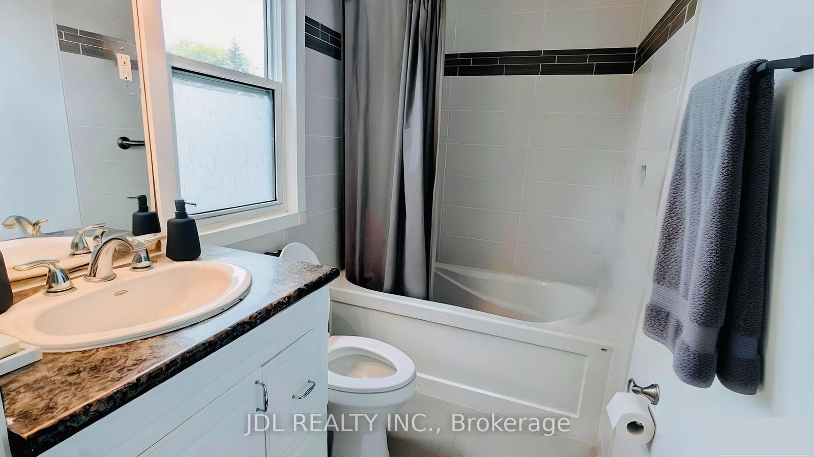 431 Keats Way • #5 • Waterloo, ON photo 15