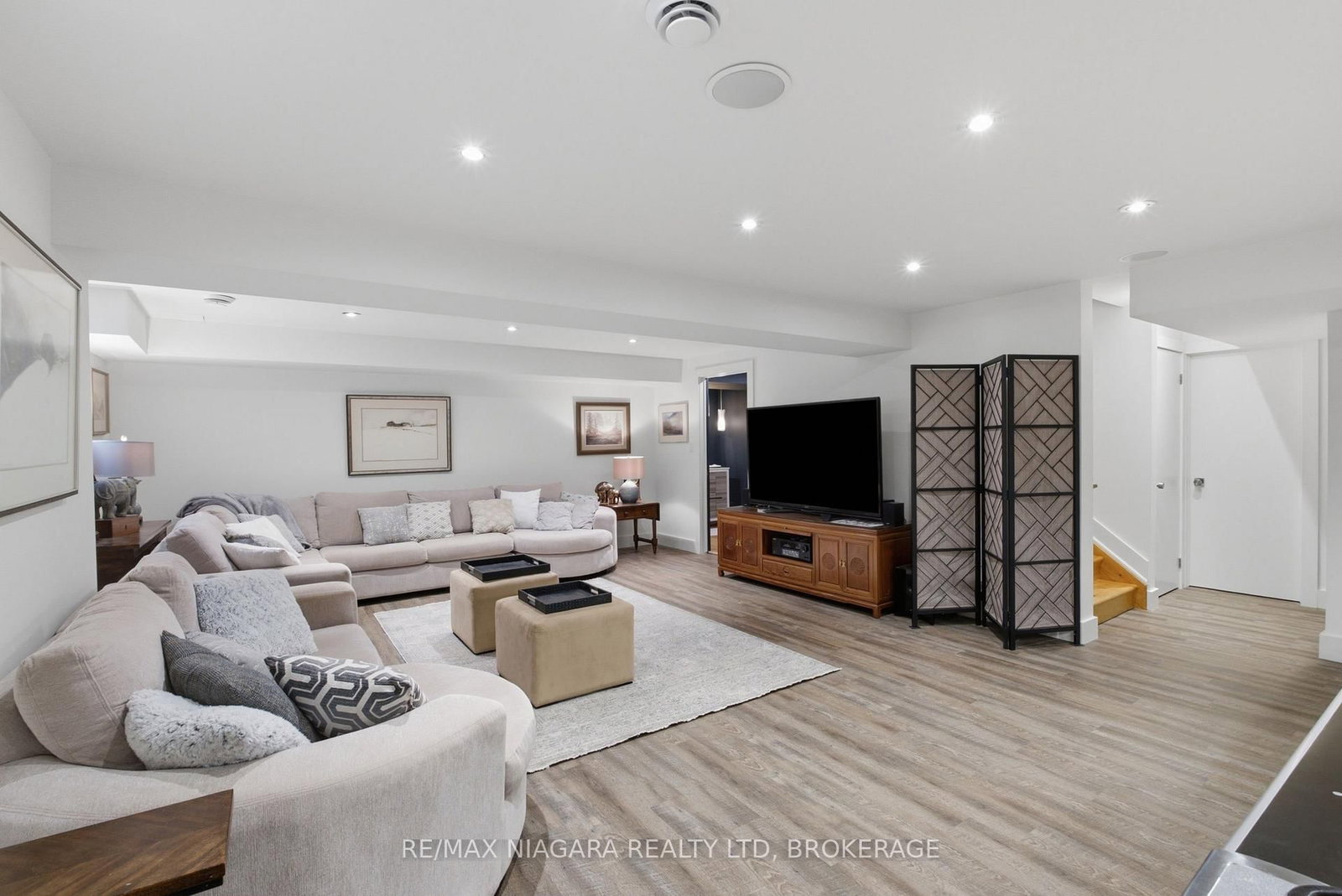 6 Tanner Circle • #8 • St. Catharines, ON photo 35