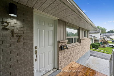 217 Mayfield Avenue • Waterloo, ON photo 4