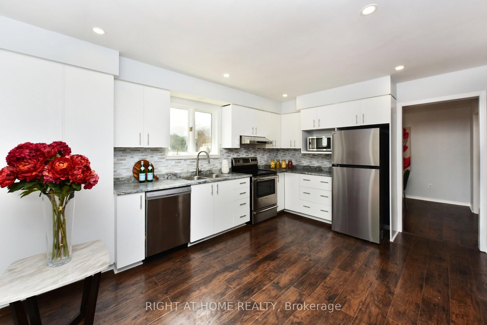 3 JOSEPH Circle • Ottawa, ON photo 21
