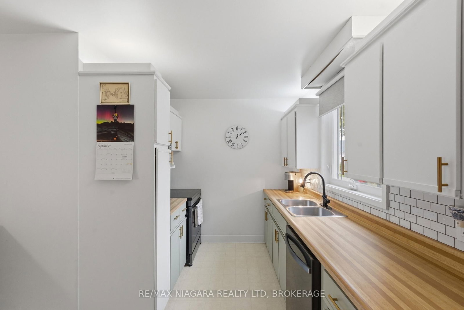 222 NEFF Street • Port Colborne, ON photo 11