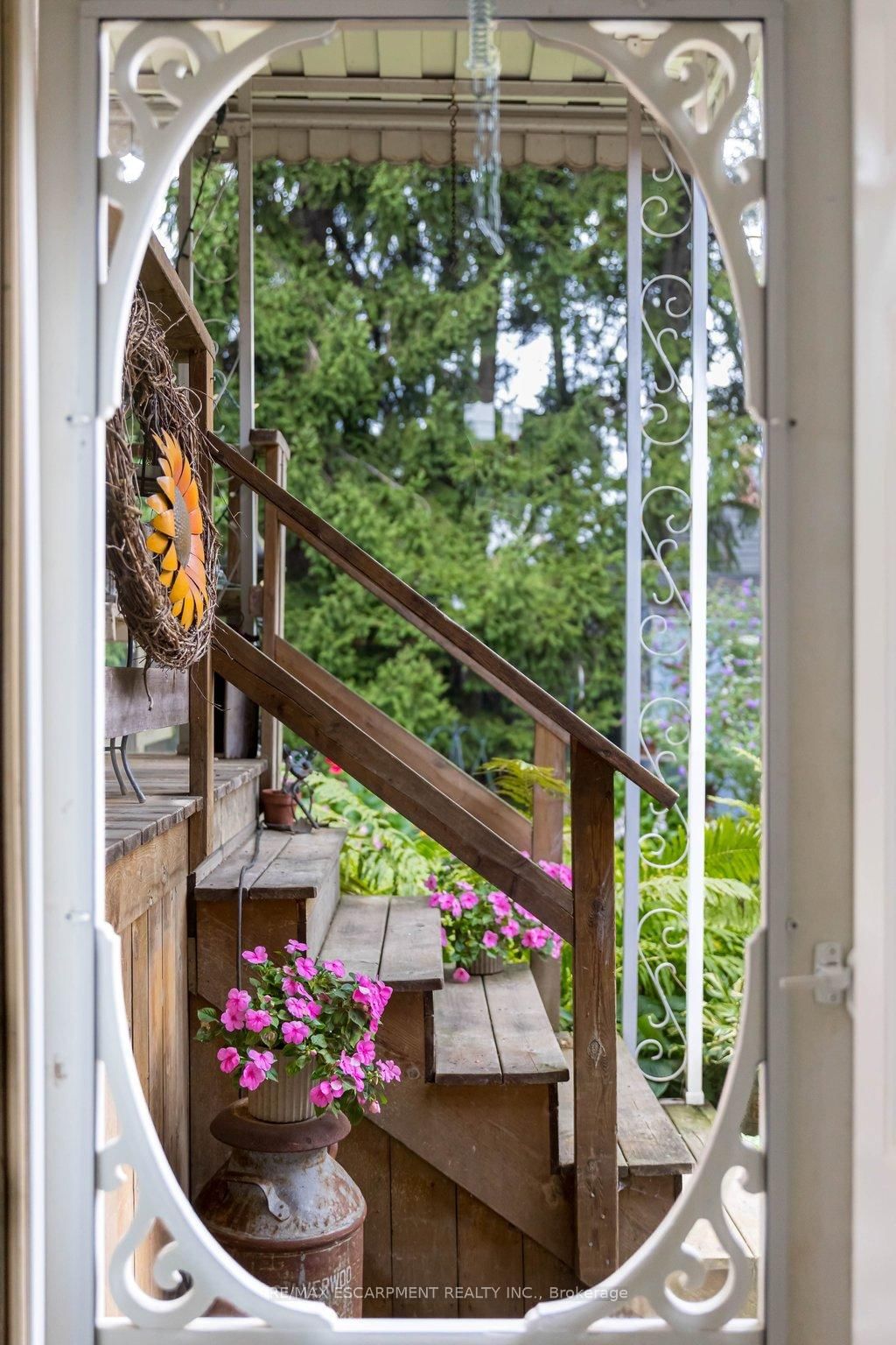 112 East 13th Street • Hamilton, ON photo 41