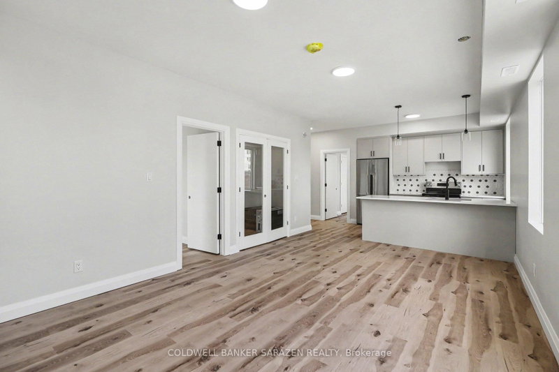 101 - 42 Mcarthur Avenue