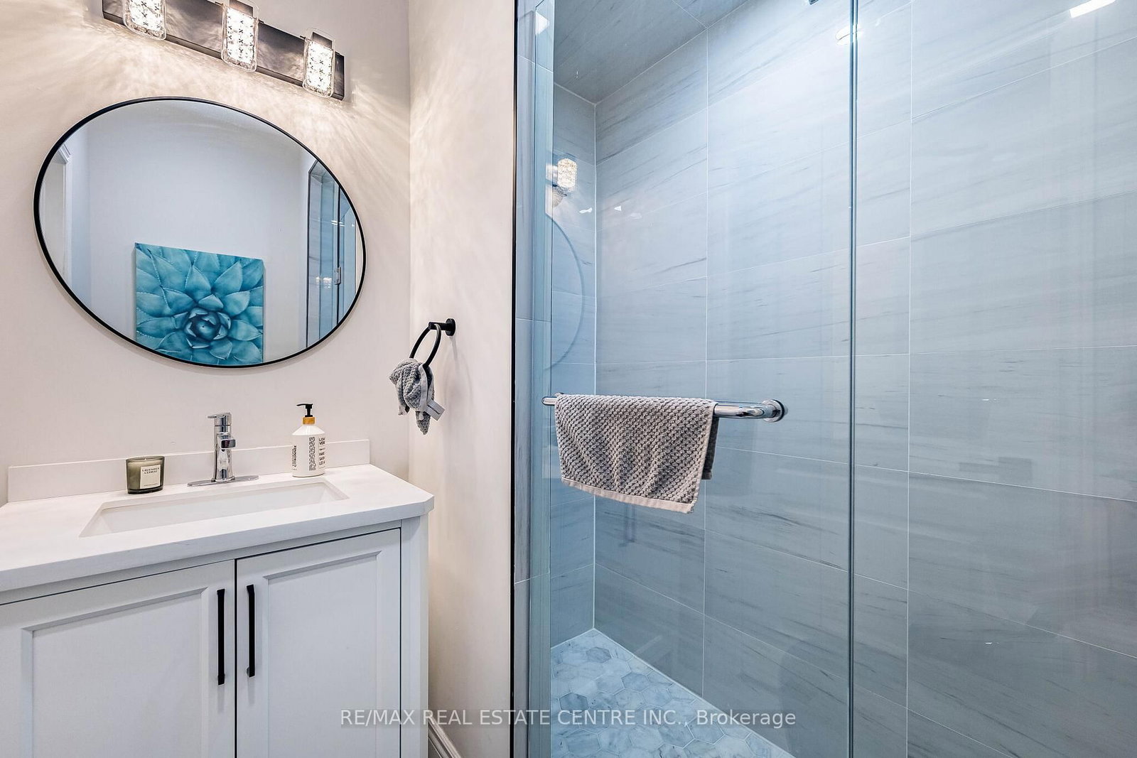 137 Cloverleaf Drive • #Ancaster • Hamilton, ON photo 26