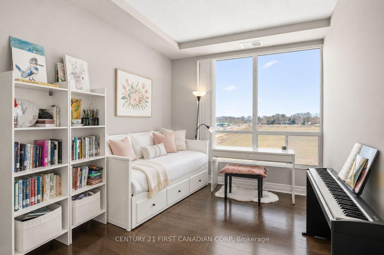 240 Village Walk Boulevard • #605 • London North, ON photo 11
