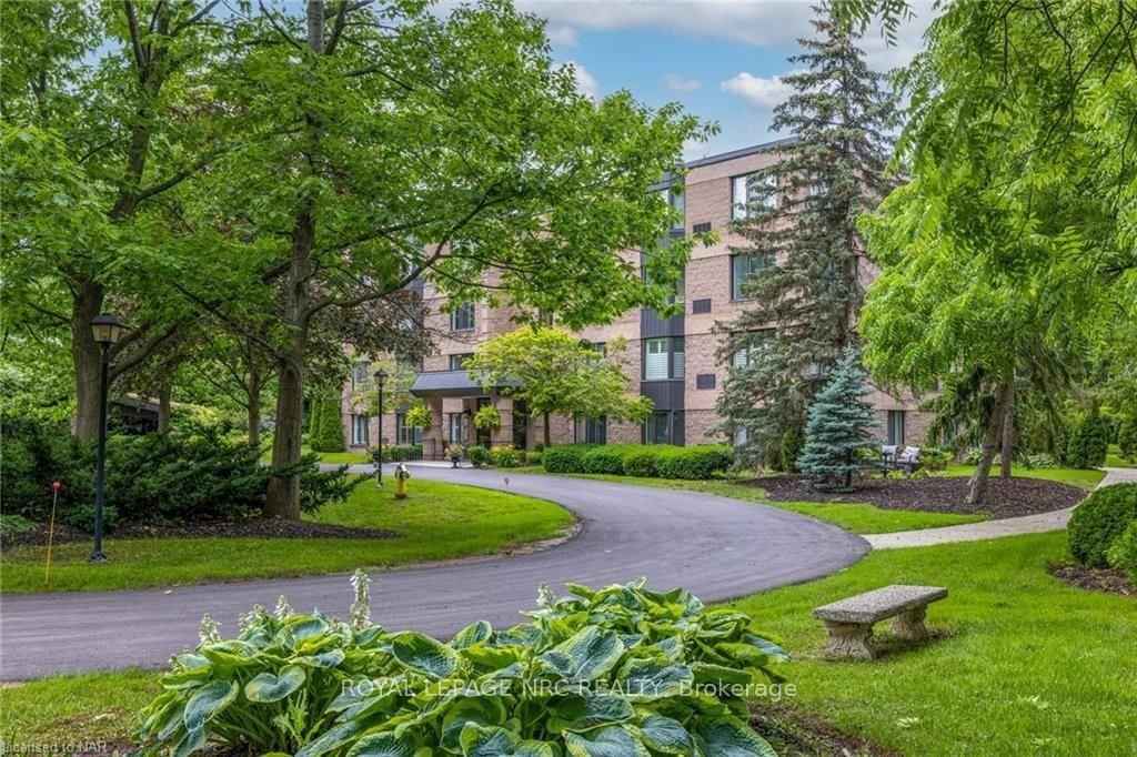 61 Paffard Street • #202 • Niagara-on-the-Lake, ON photo 2