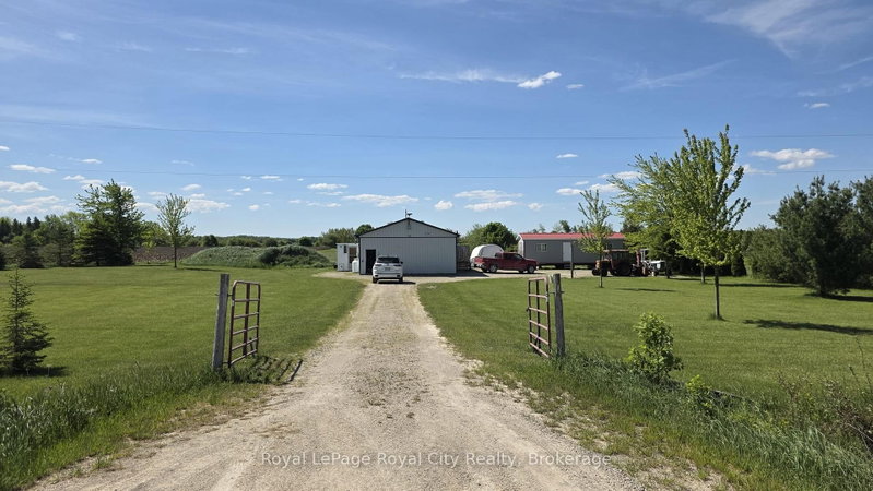7793 Sideroad 8 Side Road E