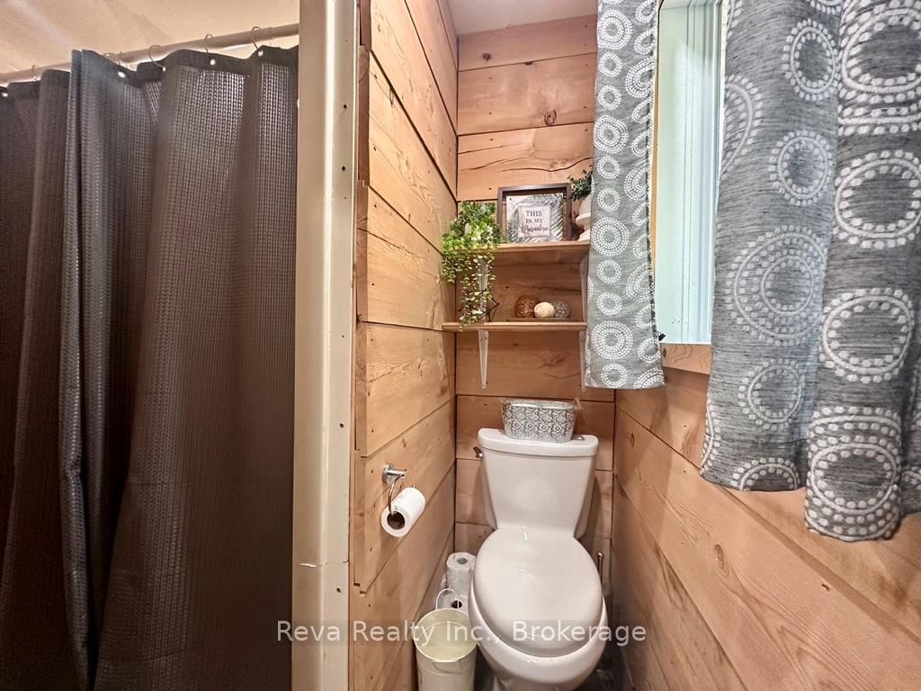 219 Elgin Road • Maynooth, ON photo 10