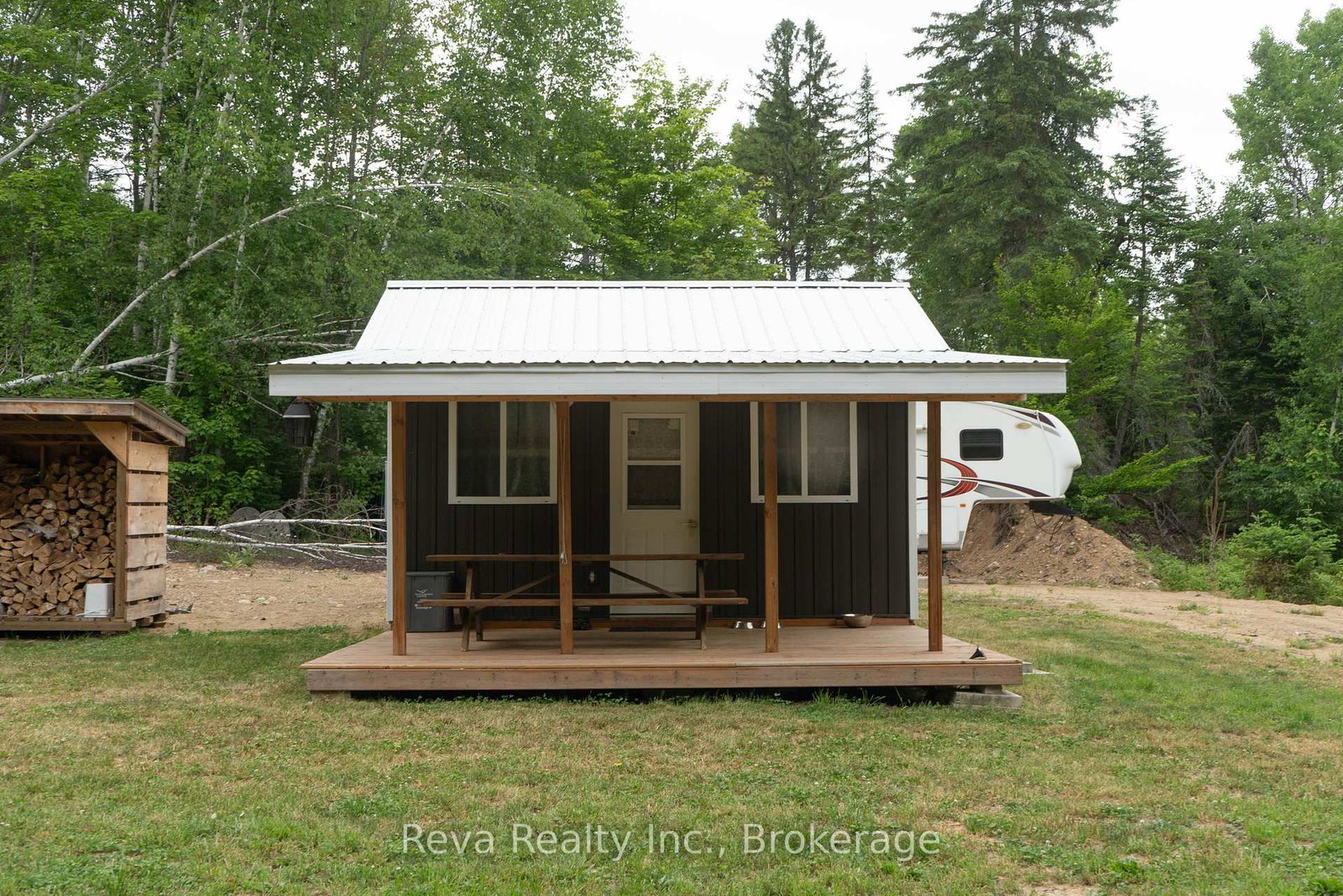 219 Elgin Road • Maynooth, ON photo 5