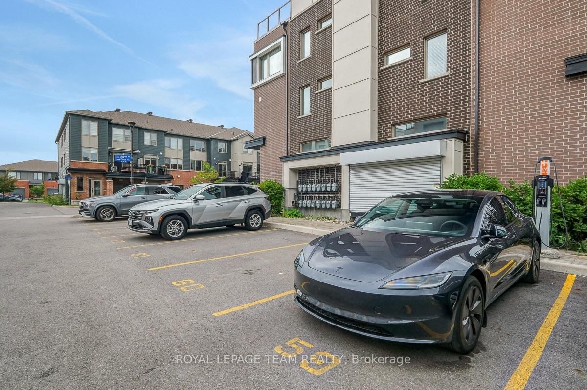 507 Takamose Private • Ottawa, ON photo 26
