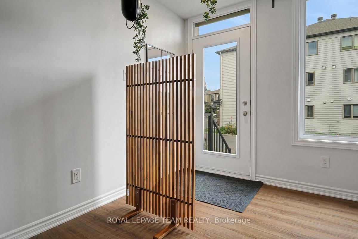 507 Takamose Private • Ottawa, ON photo 5