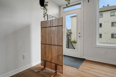 507 Takamose Private • Ottawa, ON photo 5