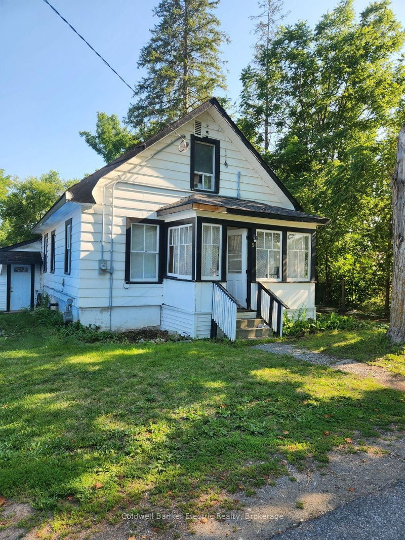 24 Victoria Street E E