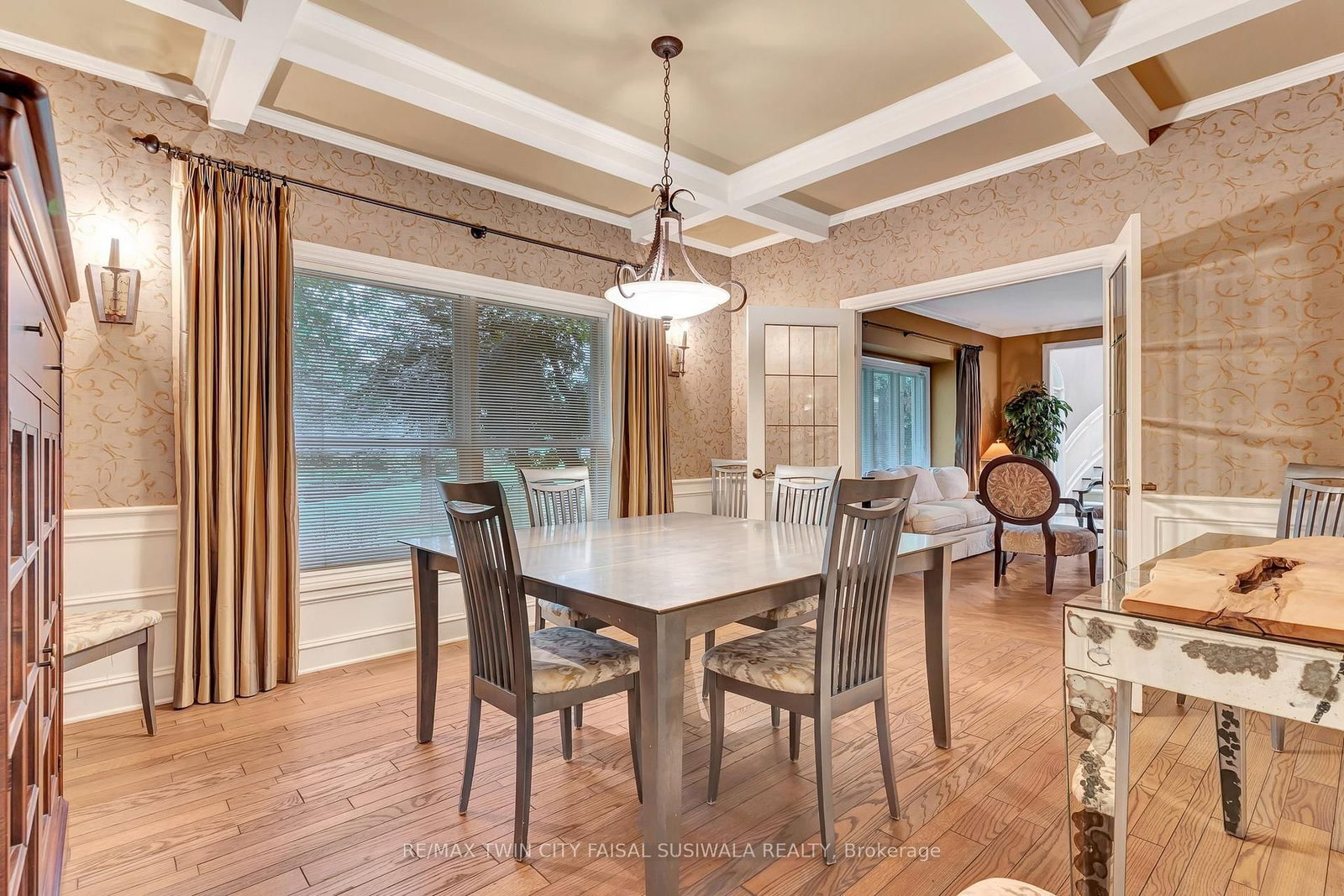 22 Deerpath Court • Cambridge, ON photo 15