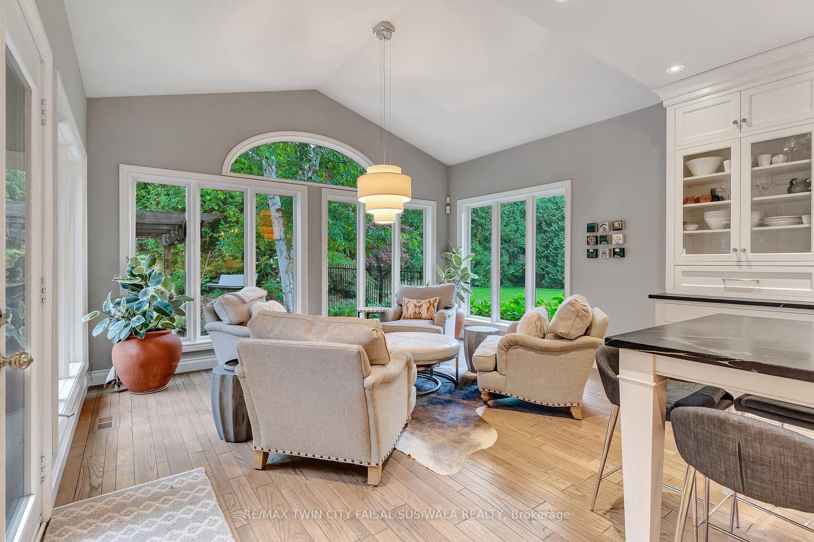 22 Deerpath Court • Cambridge, ON photo 19