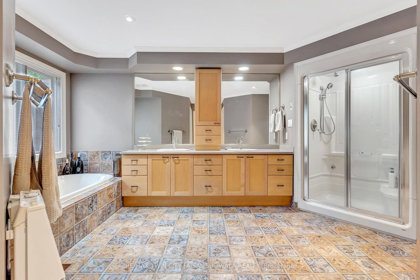 22 Deerpath Court • Cambridge, ON photo 28