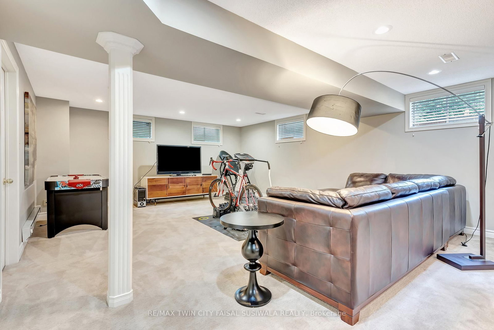 22 Deerpath Court • Cambridge, ON photo 40
