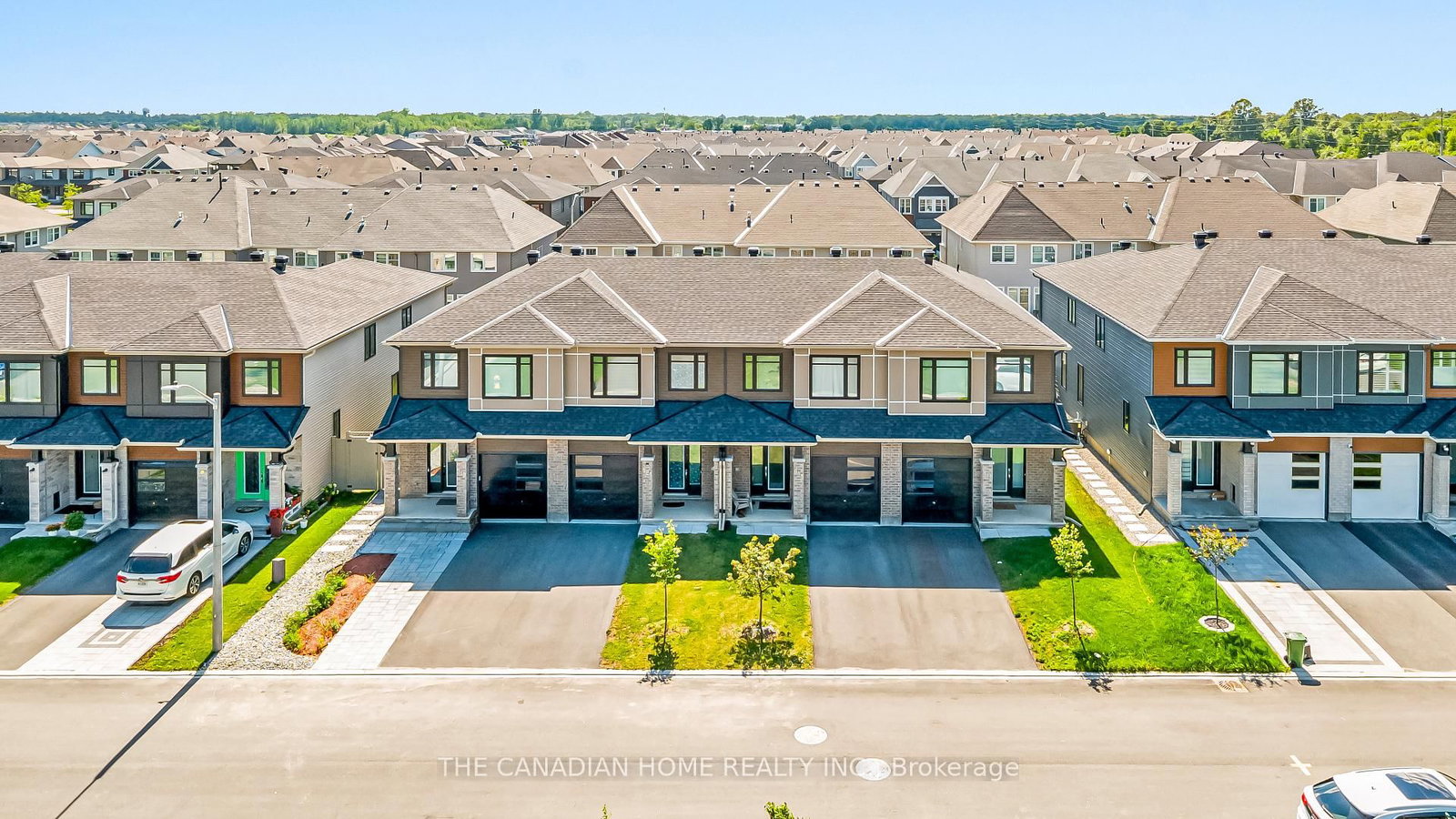 921 Clarkia Street • Ottawa, ON photo 16
