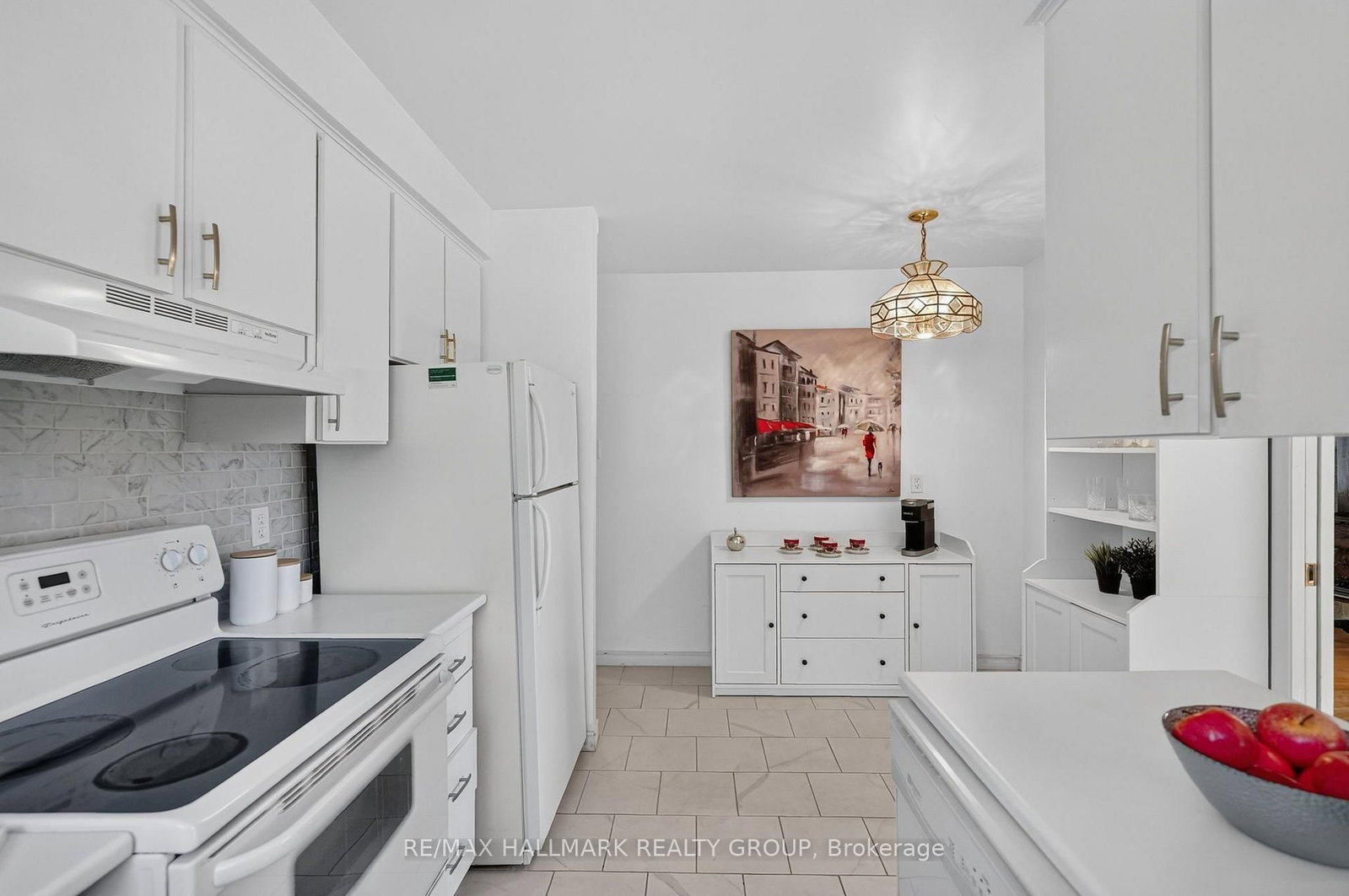 157 Lacroix Avenue • Gloucester, ON photo 11