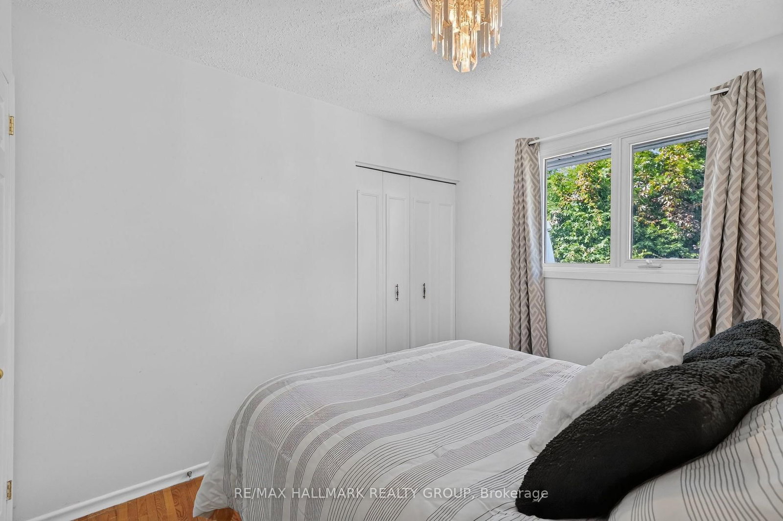 157 Lacroix Avenue • Gloucester, ON photo 23