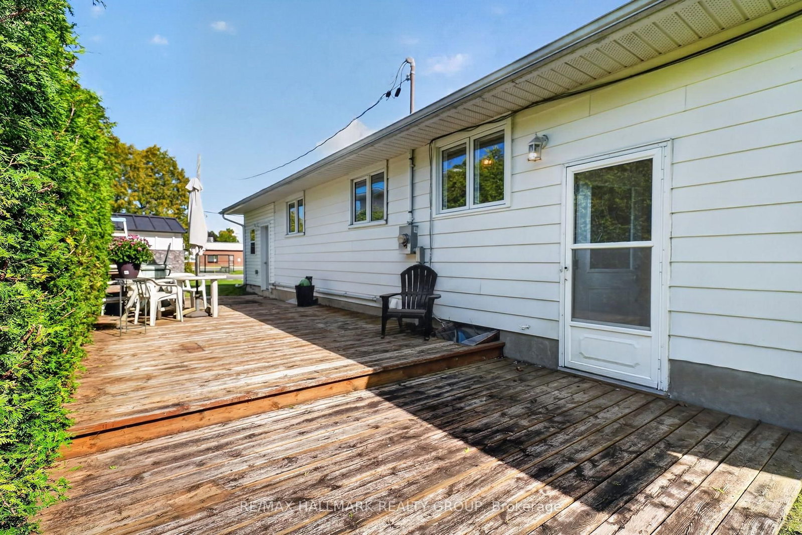 157 Lacroix Avenue • Gloucester, ON photo 30