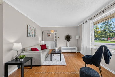 157 Lacroix Avenue • Gloucester, ON photo 5
