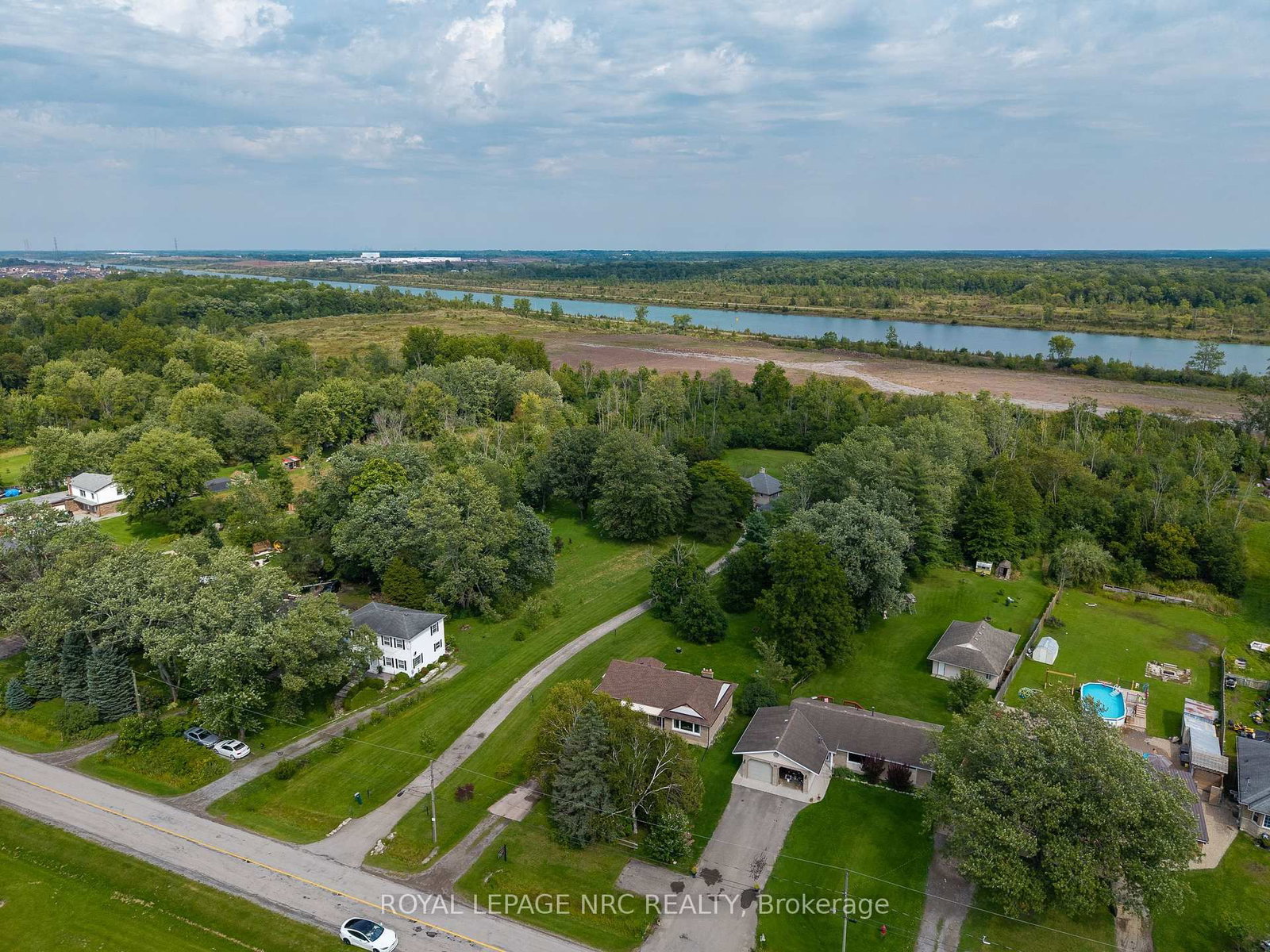 280 Kingsway Street • Welland, ON photo 39