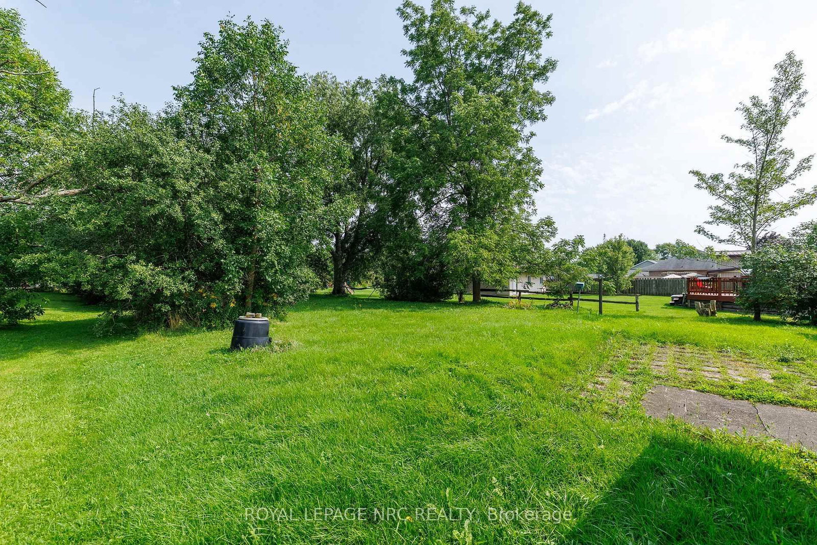280 Kingsway Street • Welland, ON photo 6