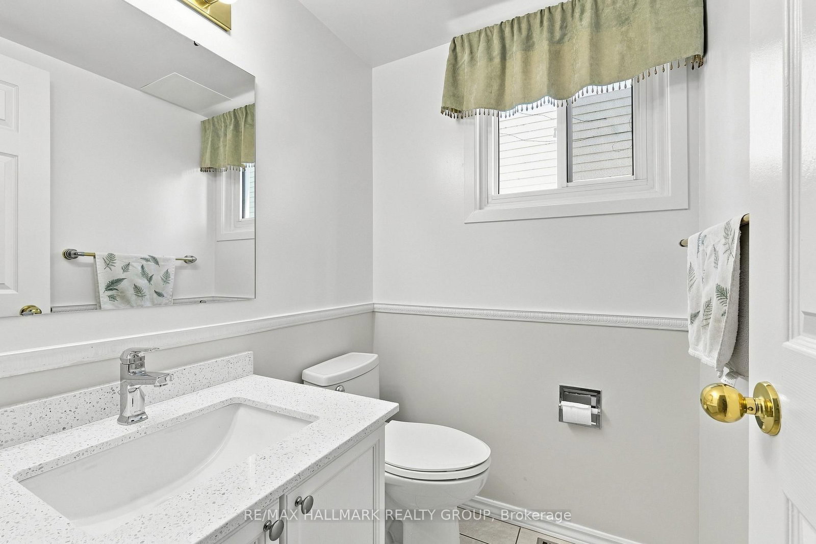 609 TOURELLE Drive • Ottawa, ON photo 15