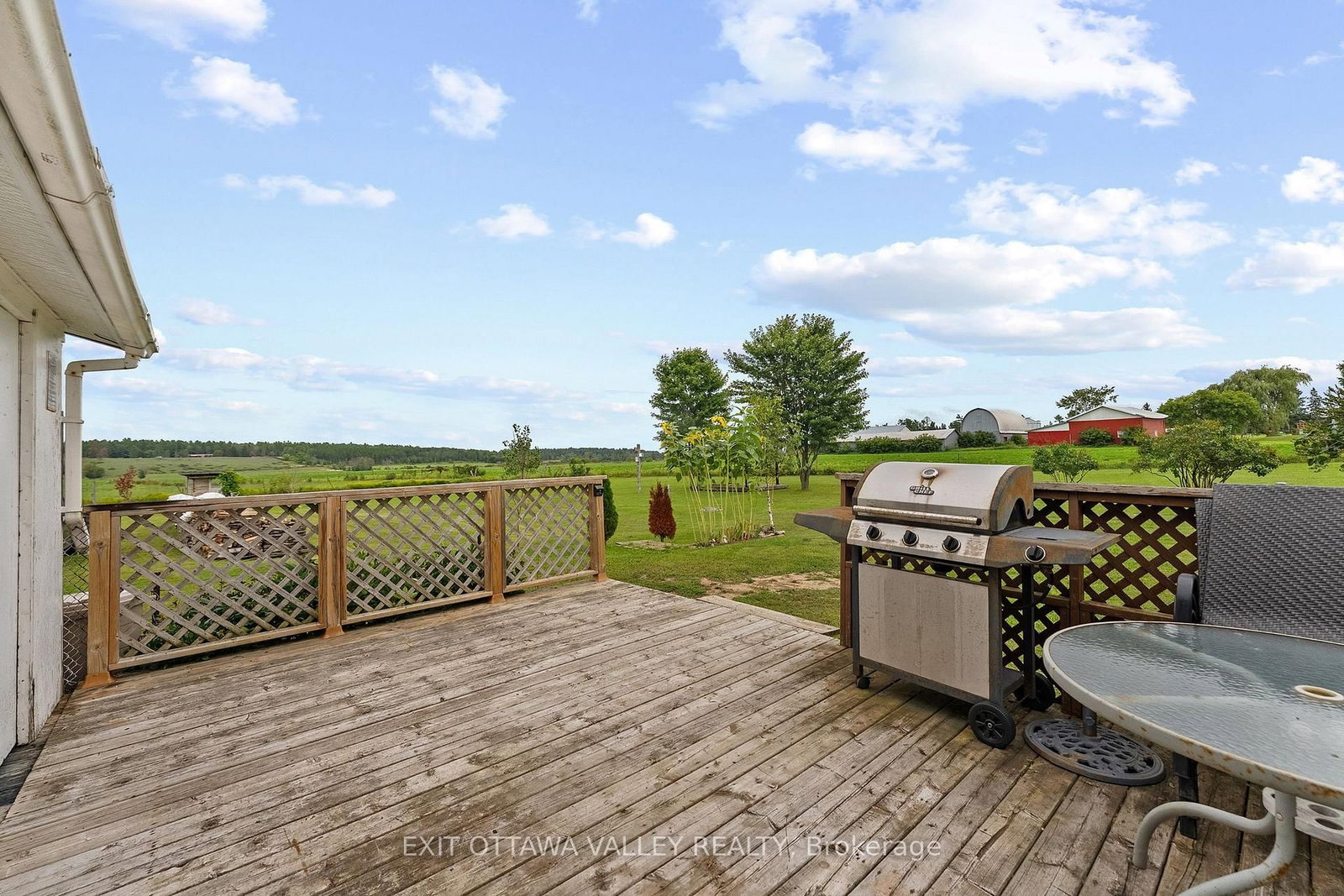38922 41 Highway • Pembroke, ON photo 24
