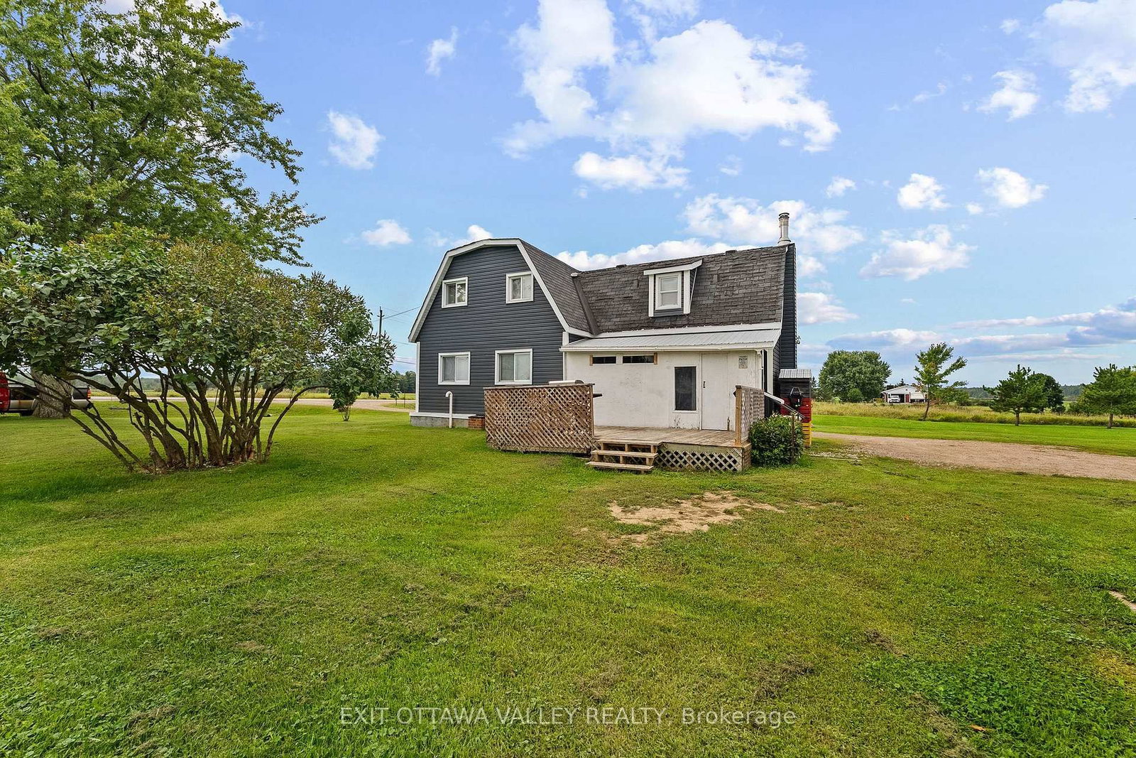 38922 41 Highway • Pembroke, ON photo 4