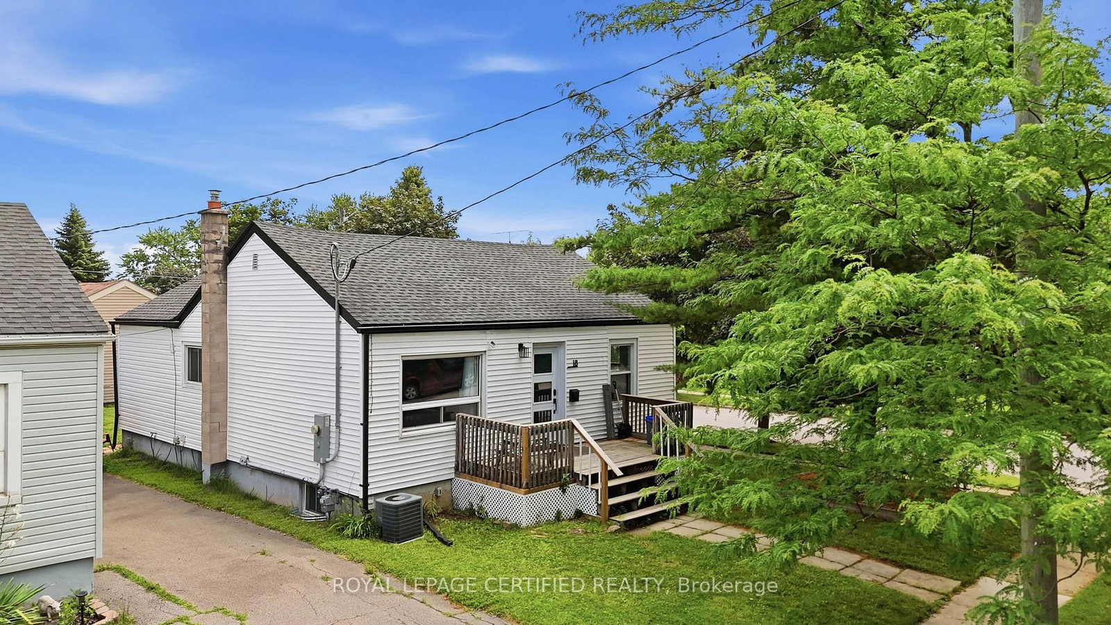 18 Coventry Street • St. Catharines, ON photo 21
