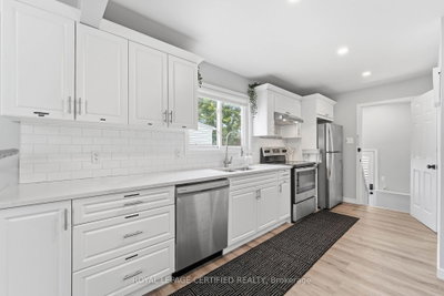 18 Coventry Street • St. Catharines, ON photo 5