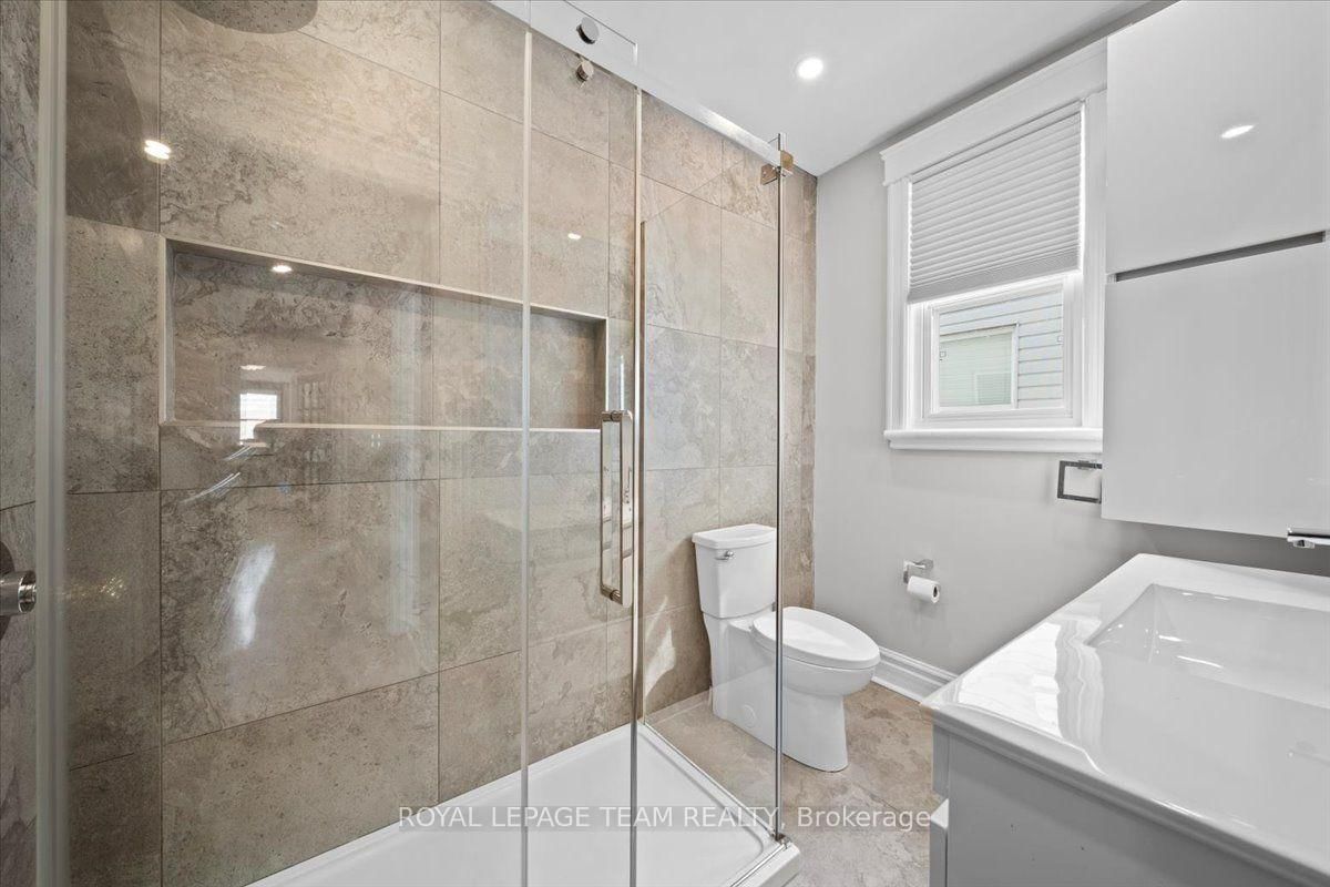 136 Elm Street • Ottawa, ON photo 19